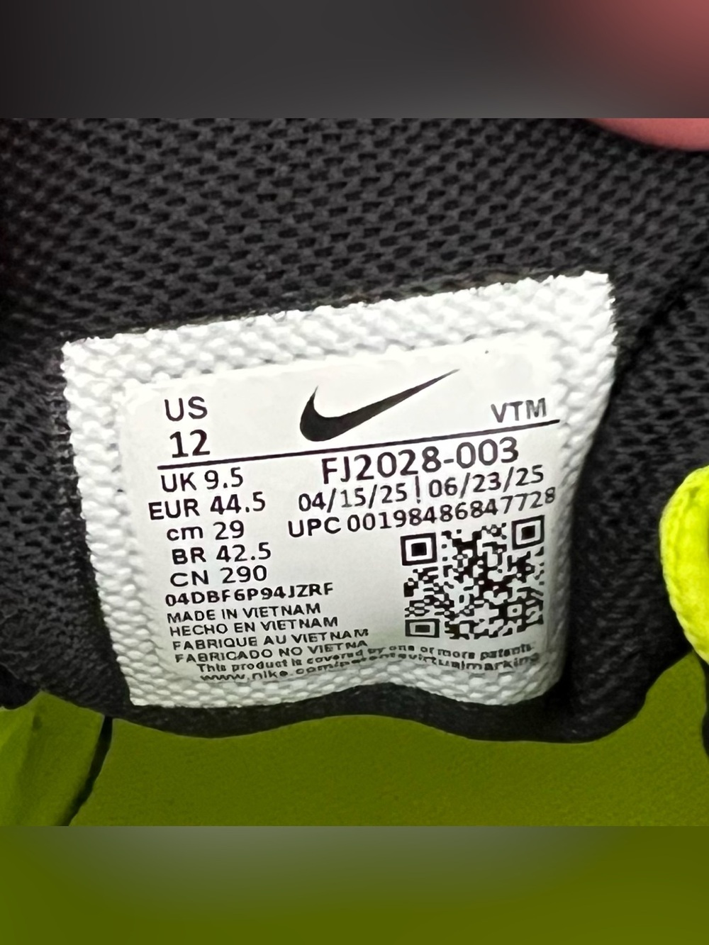 ✔️New✔️ NIKE Air Zoom Vomero 5 'Bright Cactus' - Picture 8 of 8